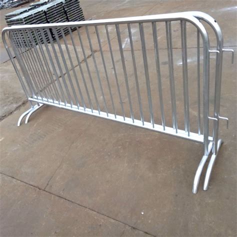 Interlocking Free Standing Car Barrier Traffic Safety Barricade Fence