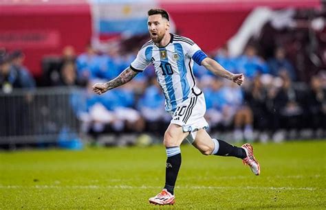 Lionel Messi Encabeza Lista De Argentina