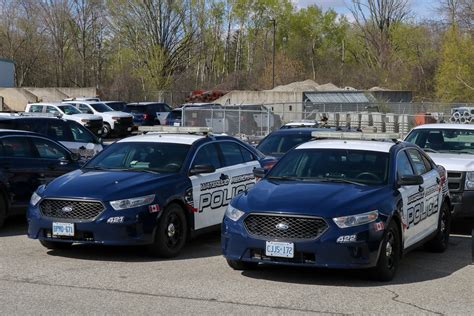 Waterloo Regional Police 421 422 Ford Police Intercepto Flickr