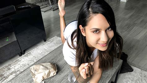 Stay Home Milf Alexis Zara Stimulus Team Skeet Tube