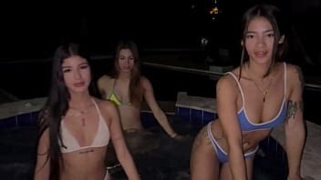 My First Lesbian Threesome Emma Rouse Alanna White XVIDEOS