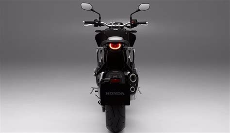 Honda dan naked tutkunlarına Fireblade CB1000R önderliğinde yeni aile LOG