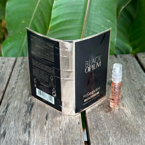 Vial Ysl Libre Black Opium Mon Paris Kesehatan Kecantikan Parfum