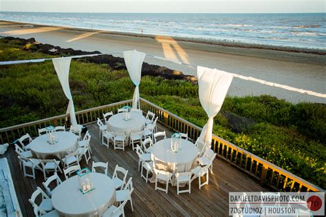 GALVESTON BEACH WEDDING - DANIEL T DAVIS - DESTINATION WEDDING PHOTOGRAPHER