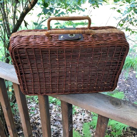 Vintage Picnic Basket For Two With Rattan Plate Holders Etsy