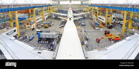 Airplane construction in a hangar Stock Photo - Alamy