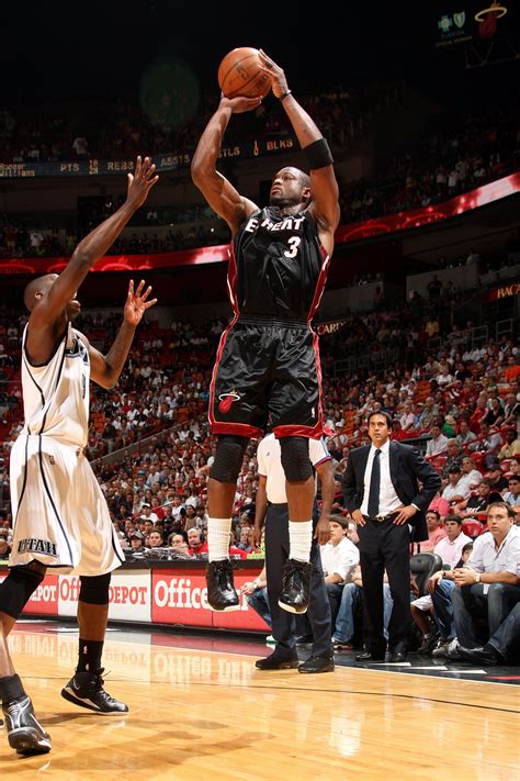 On This Day Dwyane Wade Becomes Miami Heats All Time Leading Scorer