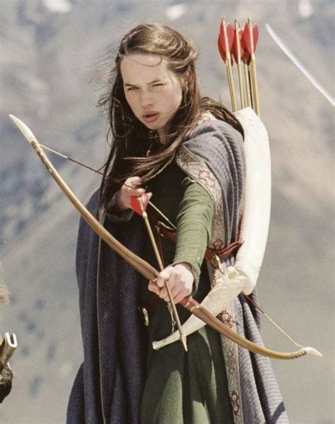 Anna Popplewell Es Susan Pevensie En Las Cronicas De Nardia Narnia