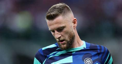 PSG Mercato Grande Annonce Officielle De L Inter Pour Skriniar