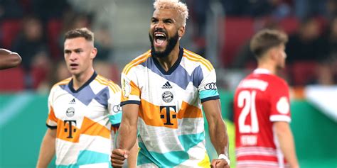 Choupo Moting Stars Again FC Bayern