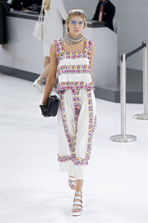 Chanel Ready To Wear Fashion Show Collection Spring Summer 2016