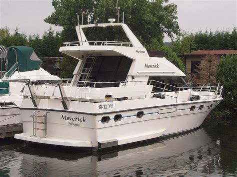 Neptunus 145 Fly - White Whale Yachtbrokers