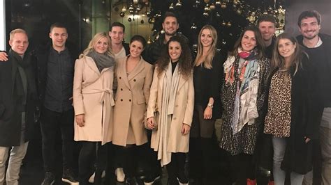 Hummels Müller Kimmich Seltenes Pic mit ihren Frauen Promiflash de