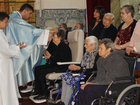 UTENTES DA SANTA CASA BRINDADOS CELEBRAÇÃO EUCARÍSTICA EM DEVOÇÃO À