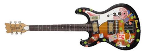 What Guitar Did Kurt Cobain Play Along With Other Gear Instrumentio