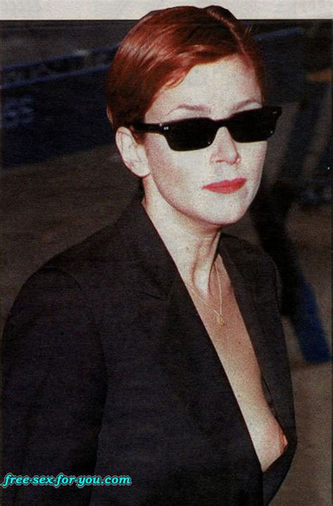 Anna Friel Showing Her Tits And Nipple Slip Paparazzi Pictures Porn Pictures XXX Photos Sex