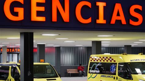 Un Sexagenario Trasladado Al Hospital Tras El Vuelco De Un Turismo En