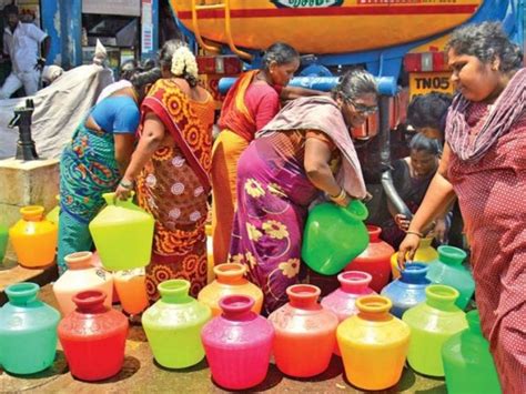 Bengaluru Water Crisis बेंगलुरु में कई माह से पानी को लेकर हाहाकार जल