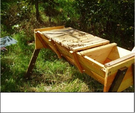 How To Build A Simple Top Bar Hive Bee Keeping Top Bar Hive