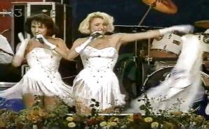 Anita Und Alexandra Hofmann Porno Bilder Sex Fotos XXX Bilder 879895 PICTOA