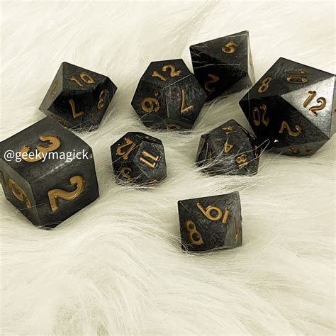 Dungeons and Dragons Dice Set - FaeHolm