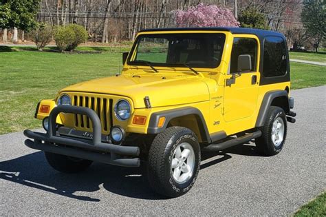 No Reserve 29k Mile 2001 Jeep Wrangler Sport 5 Speed For Sale On Bat Auctions Sold For