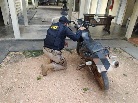 PRF prende duas pessoas e recupera três motocicletas nessa quinta feira