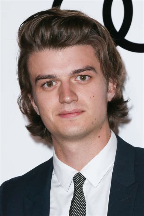 'Stranger Things' Joe Keery's Best Hair Moments