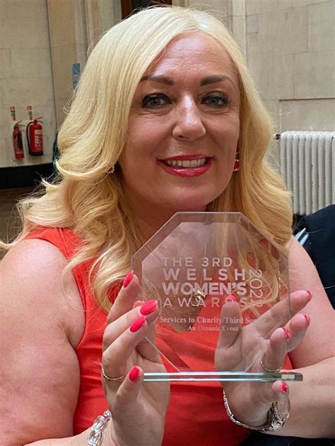 Calon Hearts Charity Director Wins Welsh Womens Award 2022 West