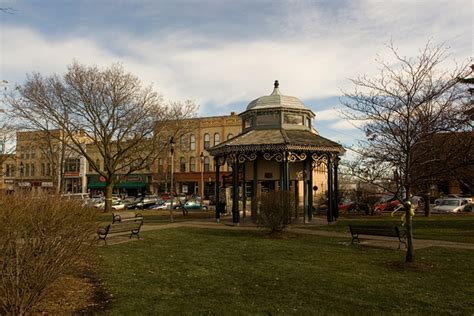 Woodstock Square Historic District Wonder Lake Live