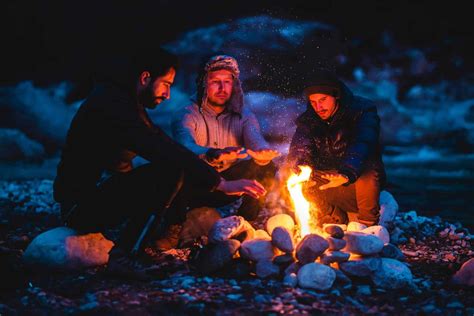 5 Easy Campfire Starter Ideas - Let's RV