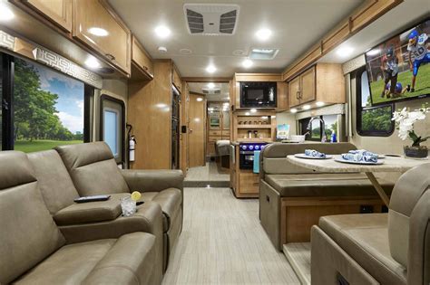 Quantum Class C Motorhomes Thor Motor Coach