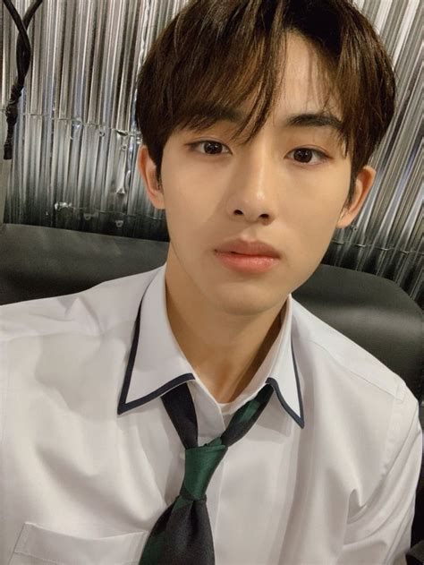 Winwin Weibo Update Di 2024 Nct Winwin Film Bagus