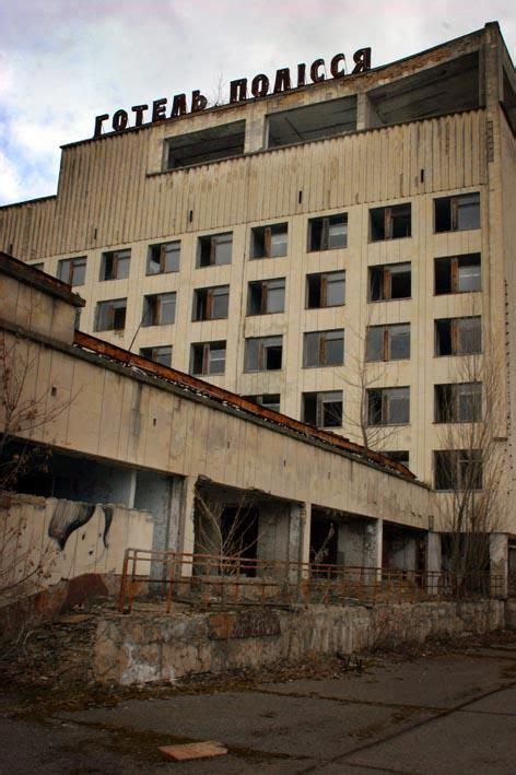 Chernobyl Abandoned Buildings, Abandoned Property, Old Buildings ...