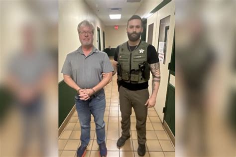 Florida Teacher Arrested On Way To Prison Teaching Gig Accused Of Storing Nude Photo Of