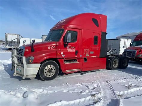 Salvage 2015 Freightliner Cascadia 125 Truck Tractor For Parts Anola