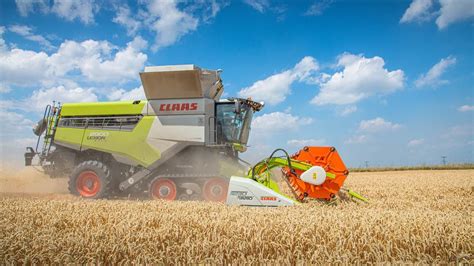 New Claas Lexion Harvest Wheat Youtube