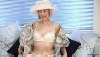 Mature Housewife Fucks A Cucumber Hairy Porn By Anilos XHamster