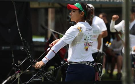 Mexicanas Alejandra Valencia Ana Paula y Ángela Ruiz pasan su primera