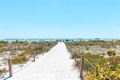 12 Best White Sand Beaches in Florida You Should Visit - Florida Trippers