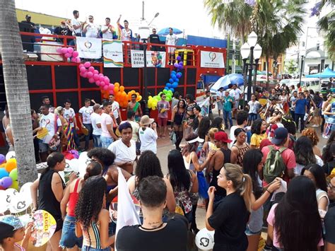 Calor Intenso Comunidade Lgbt Se Re Ne Em Cuiab Para Edi O