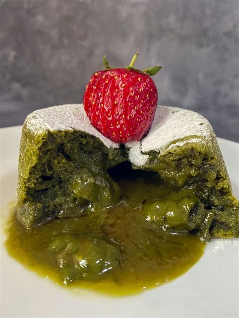 Vegan Matcha Lava Cake Recipe