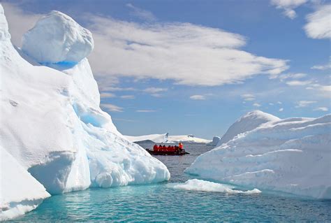 Antarctica Cruise and Travel Guide, Antarctic Peninsula