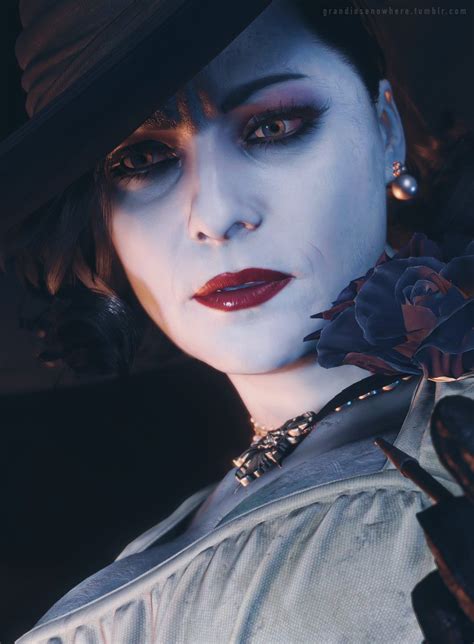 Deni On Twitter A Canon Lesbian And A Head Canon Lesbian