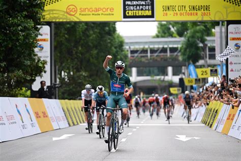 Jasper Philipsen Wins Tour De France Singapore Criterium Cyclingnews