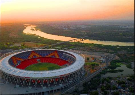 Cricketing Fraternity In Awe OF Humongousness Of The Motera Stadium