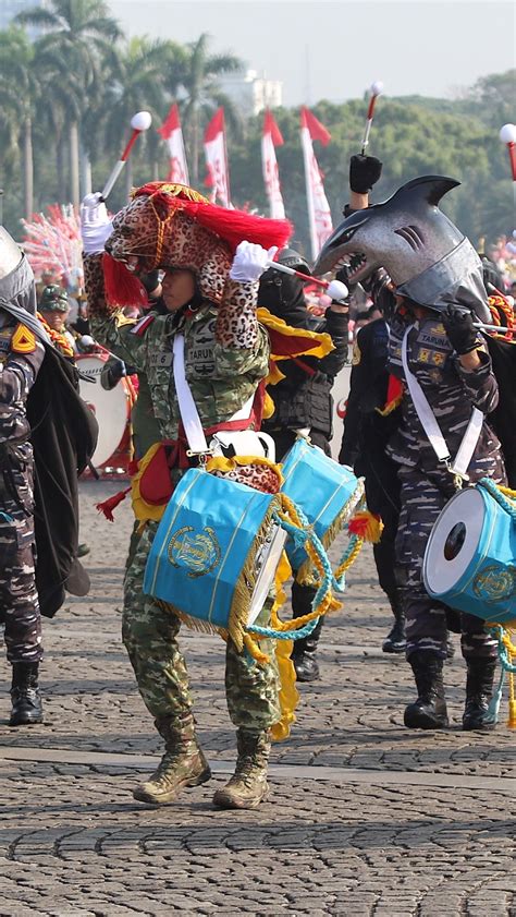 FOTO Iring Iringan Kirab Budaya HUT Ke 78 Kemerdekaan RI Saat Kereta