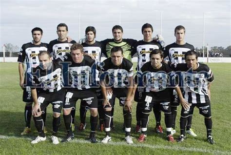 LA VIDRIERA DE LEONES LIGA BELLVILLENSE Sarmiento cayó ante Argentino