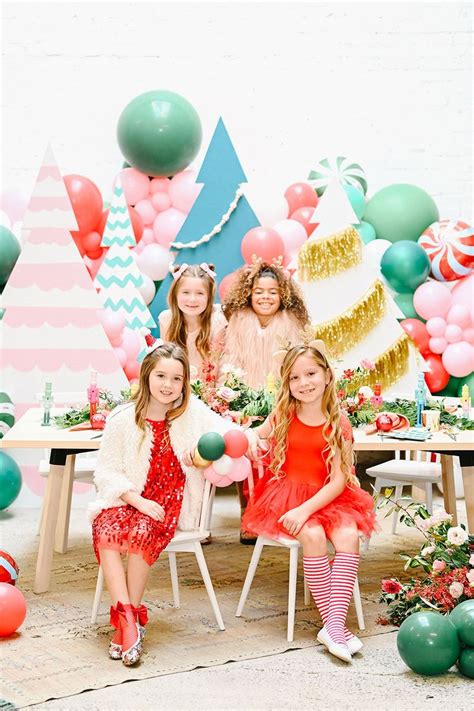 Modern kids Christmas party - 100 Layer Cake | Kids christmas party, Kids christmas, Christmas party