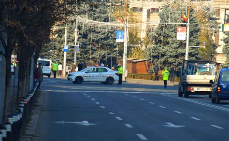 Restric Ii De Trafic Pe Decembrie La Ploie Ti N Dou Reprize Cum